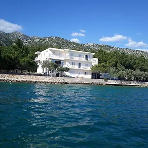And Kod Mate Apartment